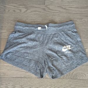 Nike Women's Heather Gray Lounge Shorts - Medium Like New